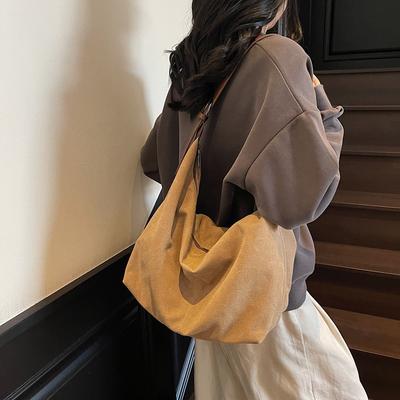 Borsa grande retrò da donna 2025 nuova borsa a spalla estiva di grande capacità borsa tote con texture premium