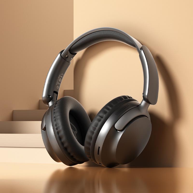 

V780 Foldable Over-Ear Wireless Bluetooth Gaming & Music Headset with Card Slot чёрный