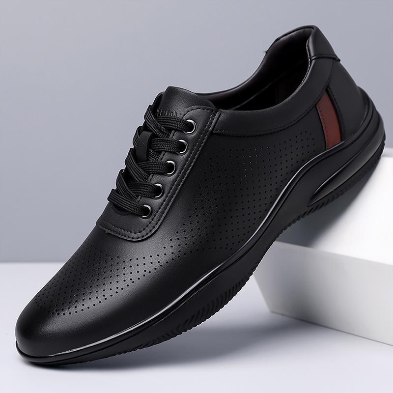 Summer New Men Fashionable Lightweight Casual Soft Soled Leather Shoes Brand Outdoor Men Hollow Breathable Lace Up Sports Shoes