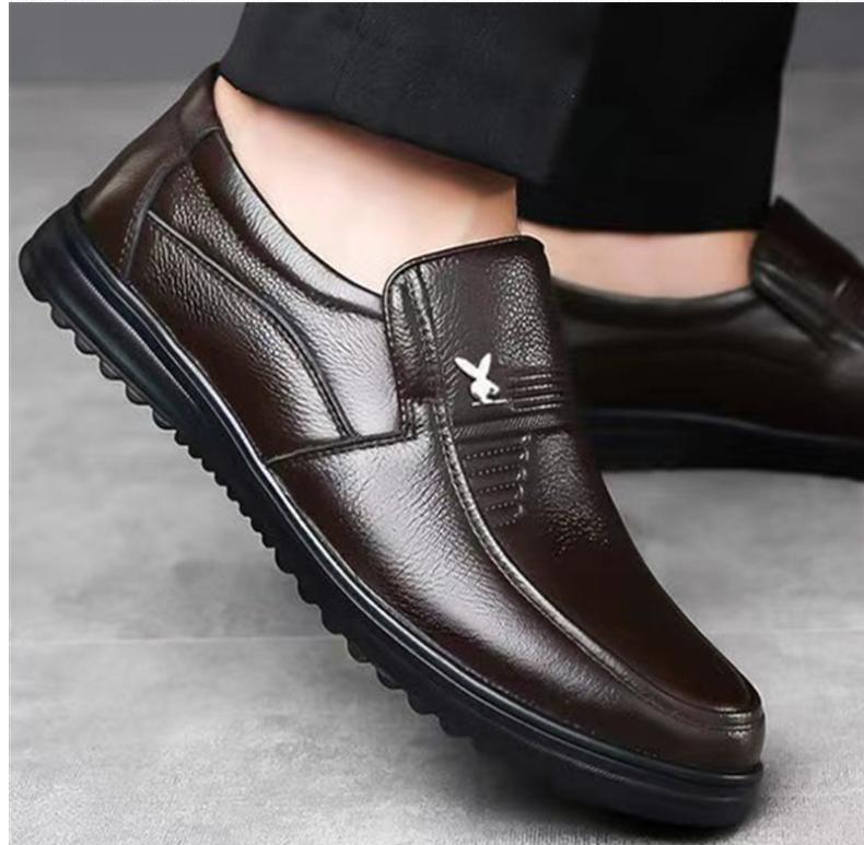 

Men s Soft Soled Shoes Luxury Formal Leather Shoes Men Breathable Loafers Slip on Black Driving Male Shoes Zapatos Para Hombre 39 коричневый