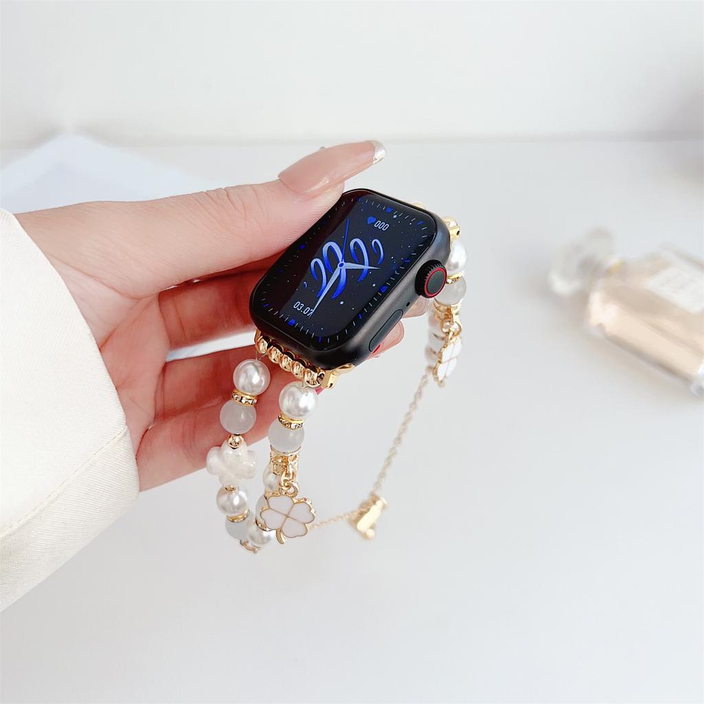 For Apple Watch Ultra 2 Ultra 49mm/9 8 7 45mm/6 5 4 SE (2023) SE (2022) SE 44mm/3 2 1 42mm Clover Design Beaded Band