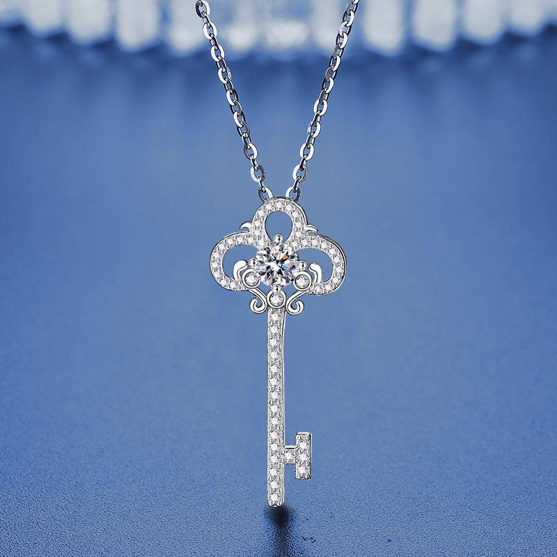 

S925 Sterling Silver Twilight Key Moissanite Pendant Necklace 0.5 carat Moissanite with Certificate