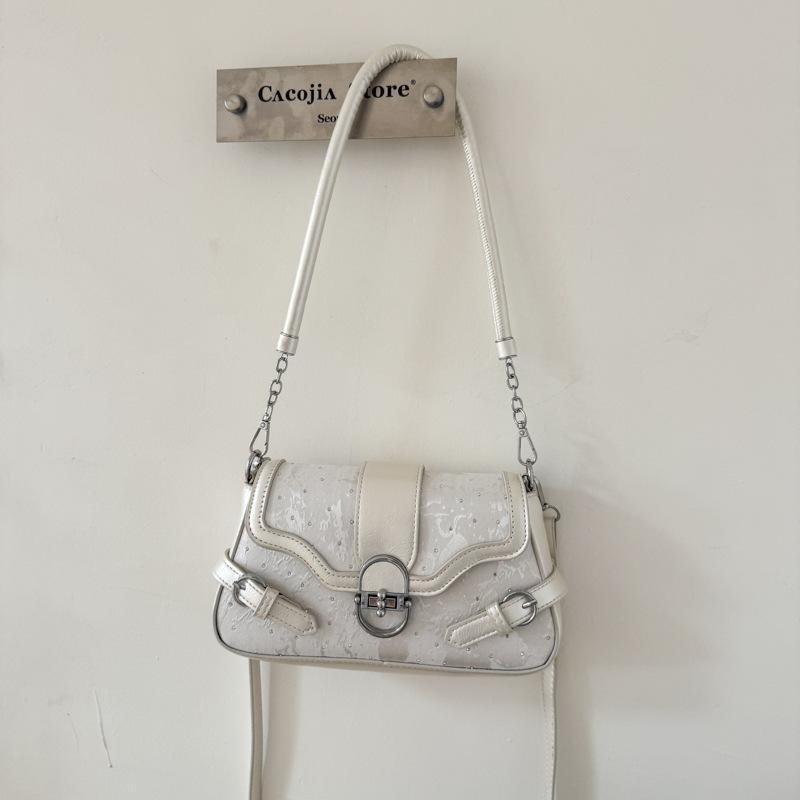 

Niche design chain armpit bag new shoulder bag casual versatile messenger bag small square bag women белый