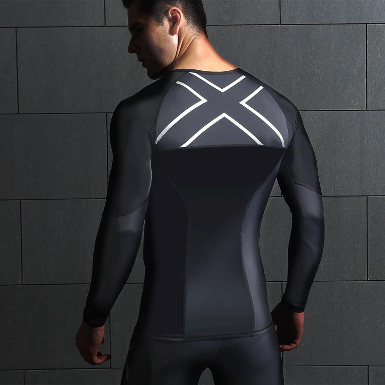 

Мужская компрессионная футболка быстросохнущая: Базовый слой с длинным рукавом высокой эластичности для бега и тренировок Large серебряный