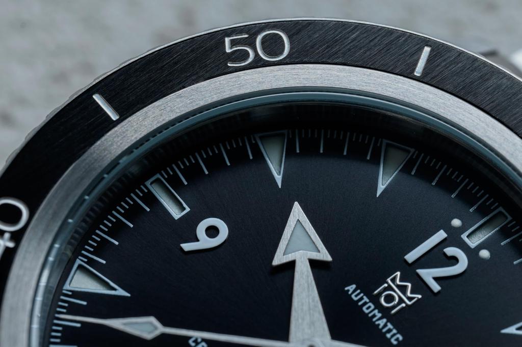 Hyakuichi 20 ATM Water Resistant Diving No Black [HYAKUICHI 101] MODEL.19 Watch, Mechanical, Date,