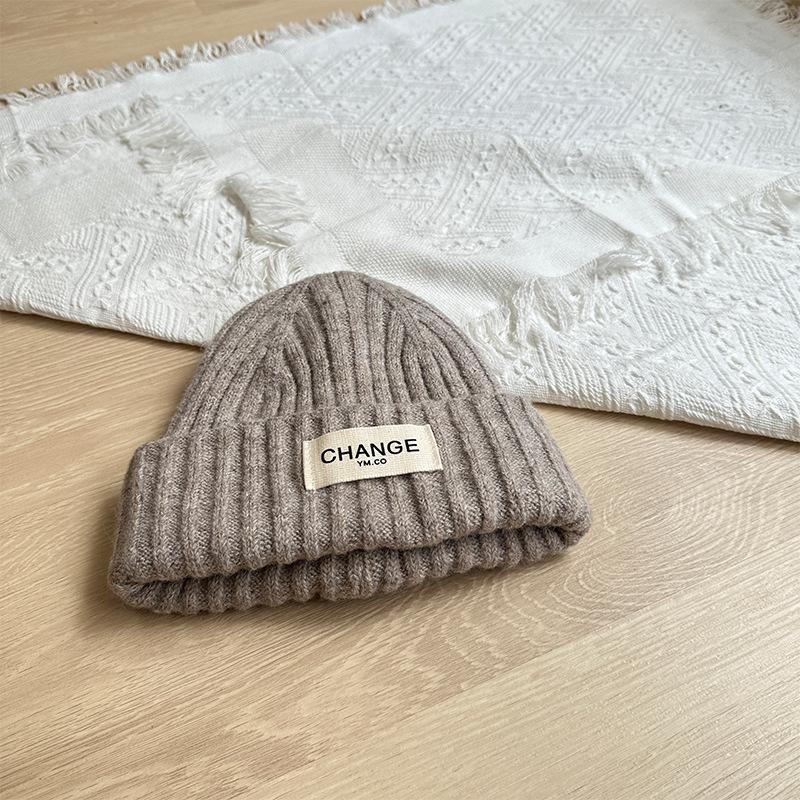 Korean Letter Patch Knitted Woolen Hat Autumn and Winter Warm Curled Edge Woolen Hat Large Head Circumference Loose Knitted Hat