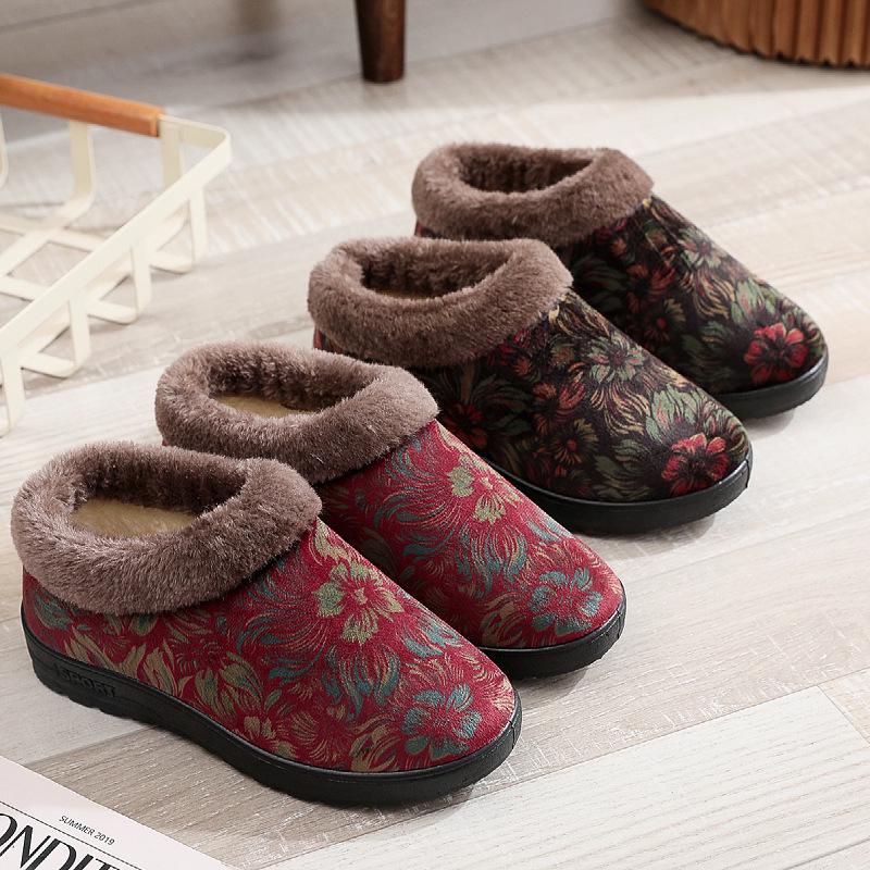 2025 Winter Women's Non-slip Soft Sole Suede Cotton Slippers for Mom