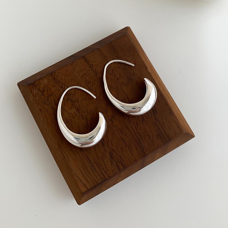 

Niche Cold Wind Drop Earrings Simple High-end Ear Hooks Personalized Design Affordable Dainty Durable Alloy Women s Daily Earrings