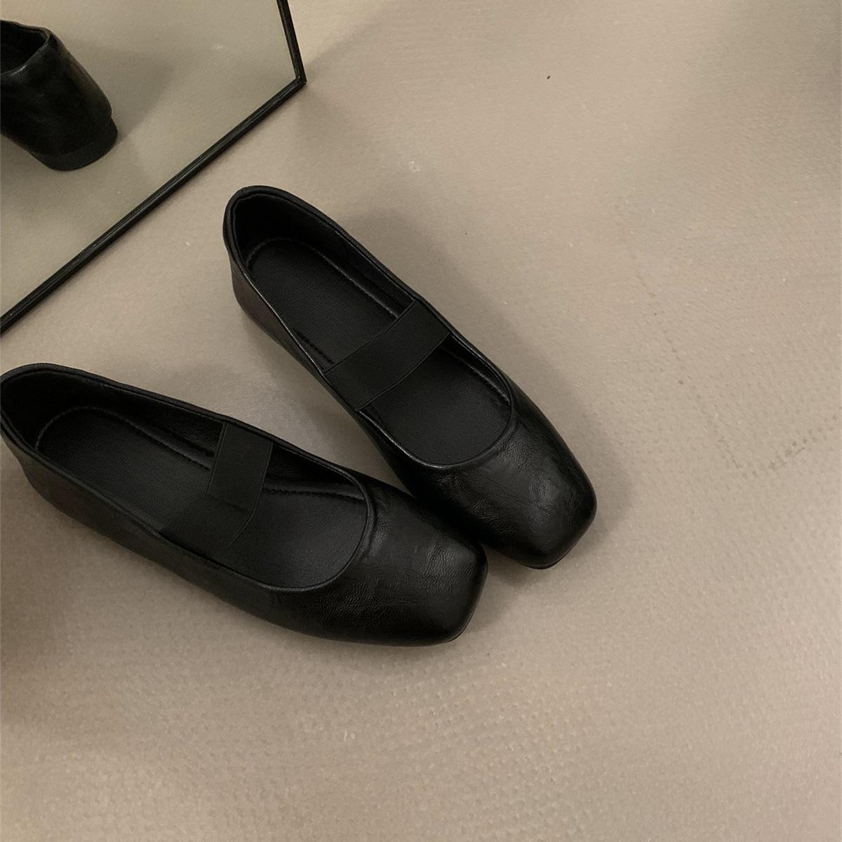 

Korean version of retro shallow mouth single shoes for women s spring and autumn 2025 new commuting soft-soled comfortable flat-soled grandma shoes 35 чёрный