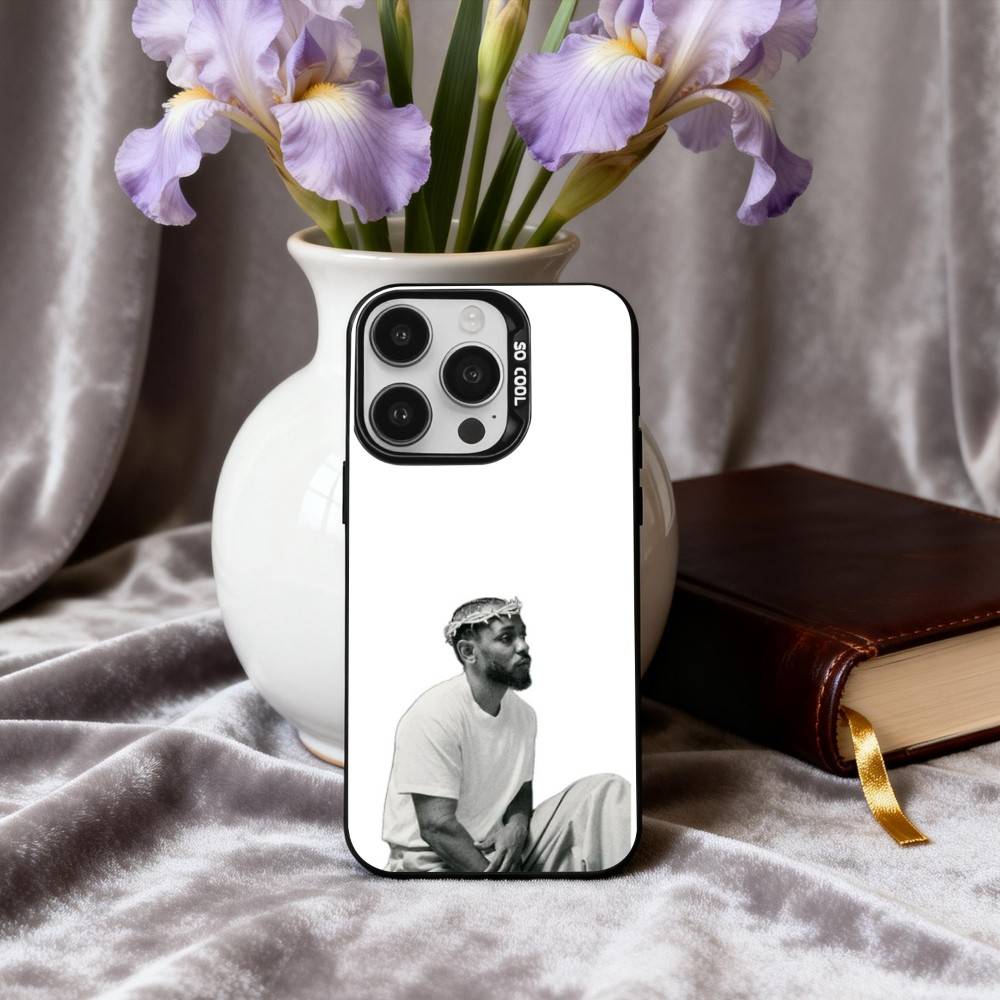K-Kendrick-K Rapper L-Lamar-R Handyhülle Für iPhone17,16,15,14,13,12,11 Plus,Pro Max Schwarze Candy silberne Handyhülle