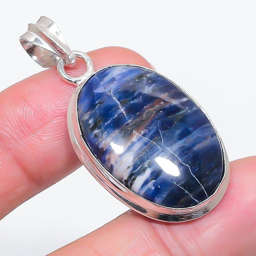 

Natural Sodalite Gemstone 925 Sterling Silver Jewelry Pendant 1.77 I3f41