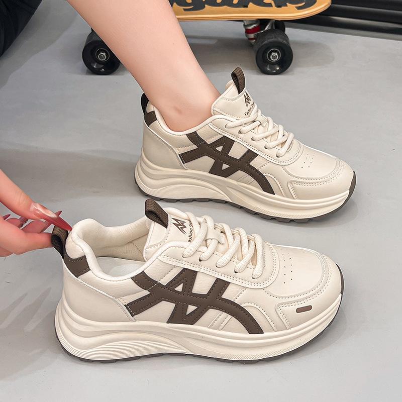 Soft Sole, Light and Non-slip Autumn New Wear-resistant Running Year Comfortable Sports Shoes Casual Shoes