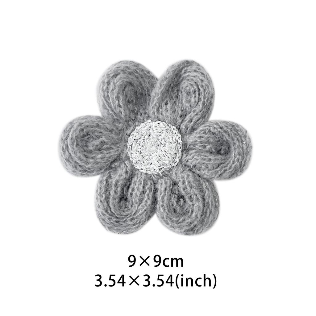 Cute Wool Knitted Flower Jewelry Handmade Diy Six-Petal Flower Accessories Hair Accessories Corsage Clothing Accessories