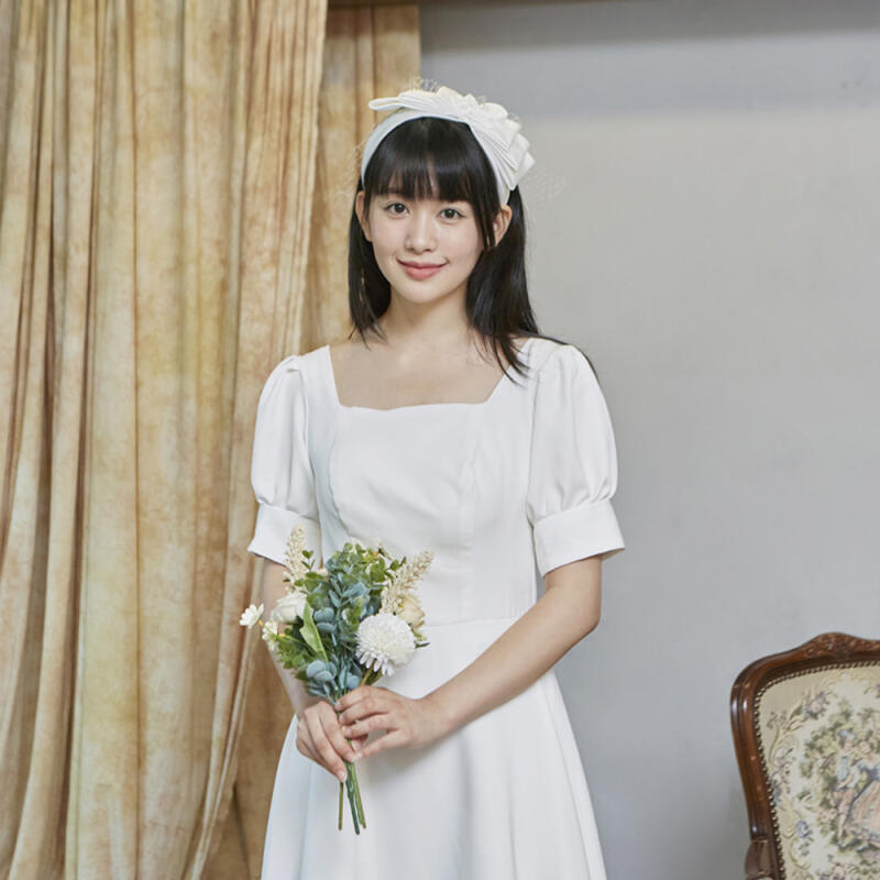 

Wedding ribbon hairband graduation photo concept free