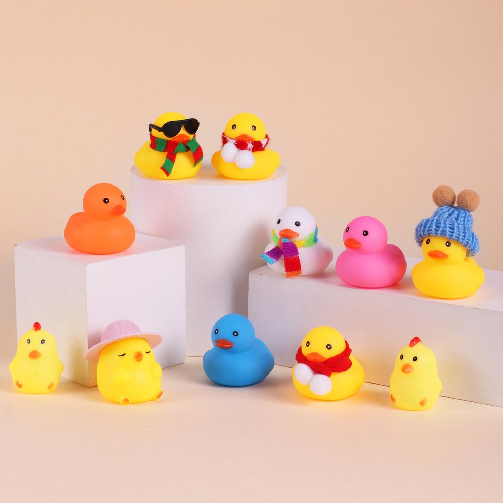 Duck Advent Calendar Multi-Purpose Mini Rubber Duck Ornaments Rubber Duck Pendant Set for Family Gathering Party Xmas Decor