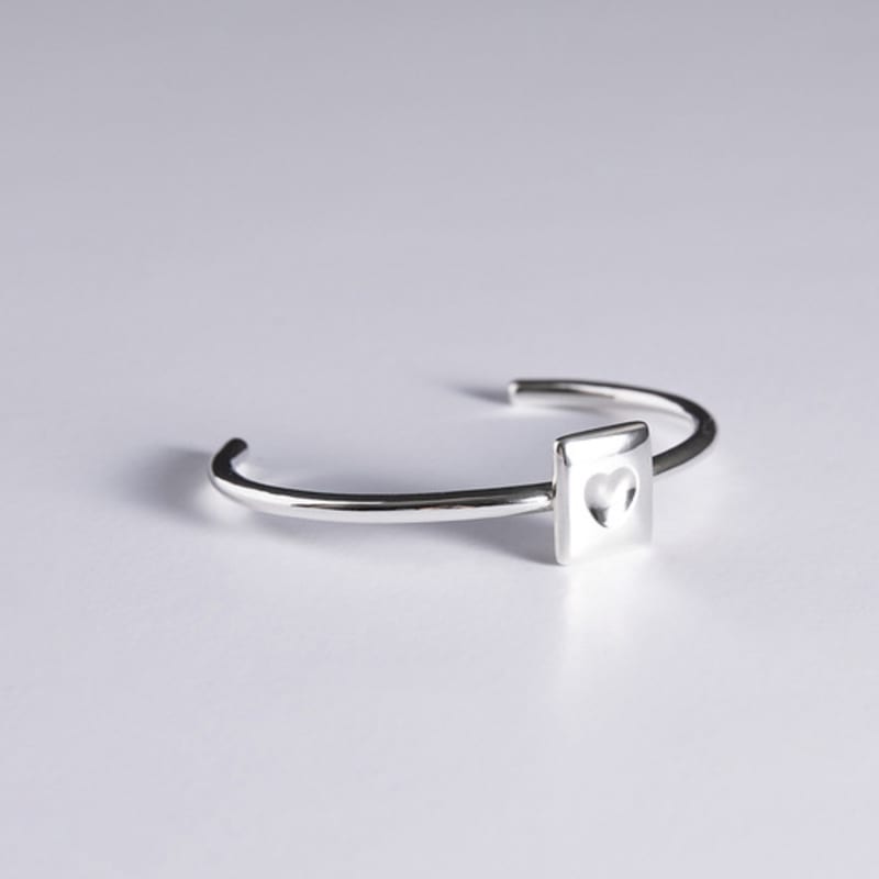 WEAR DRAWING Heart Bite Bangle