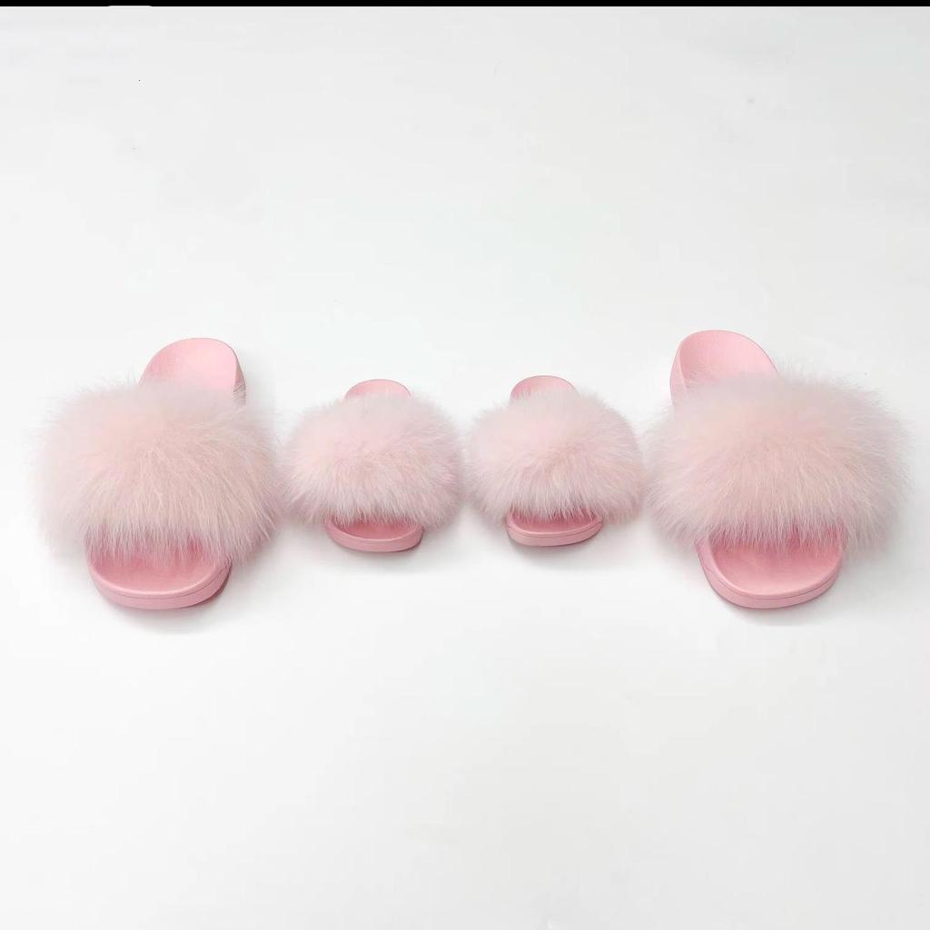2026 Korean Summer Women's Fashion Slippers: Comfortable, Non-slip, Single Strap, Furry, Casual, Outdoor Wear.
