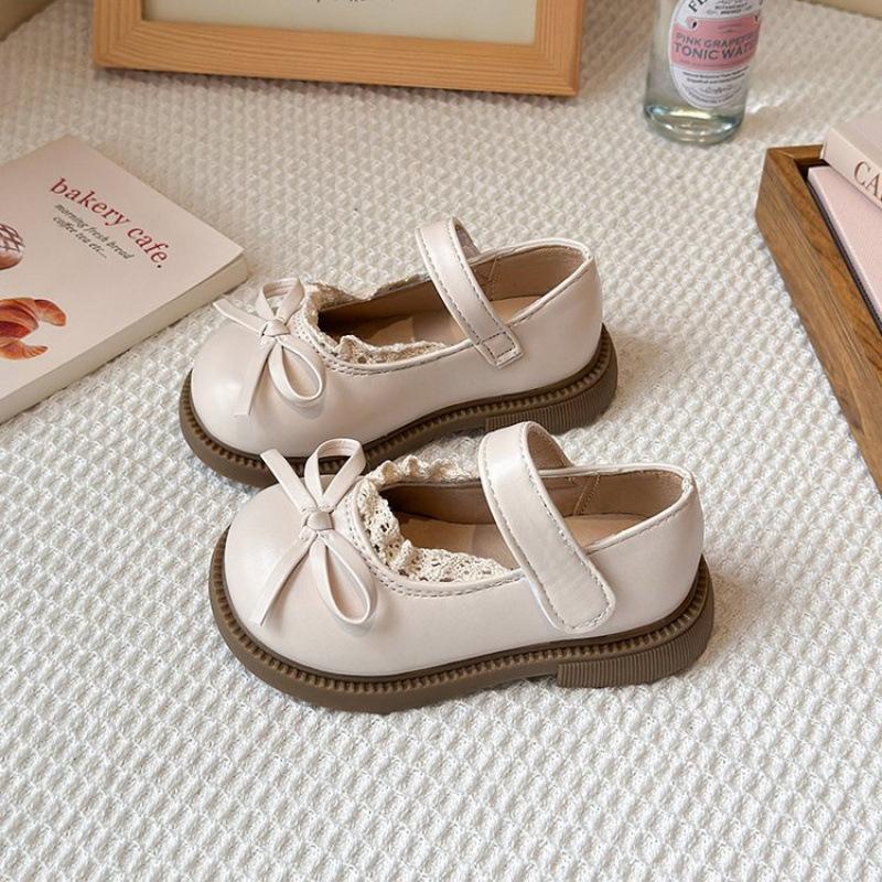 Girls' Versatile Slip-on Shoes with Anti-slip Sole for Outer Wear