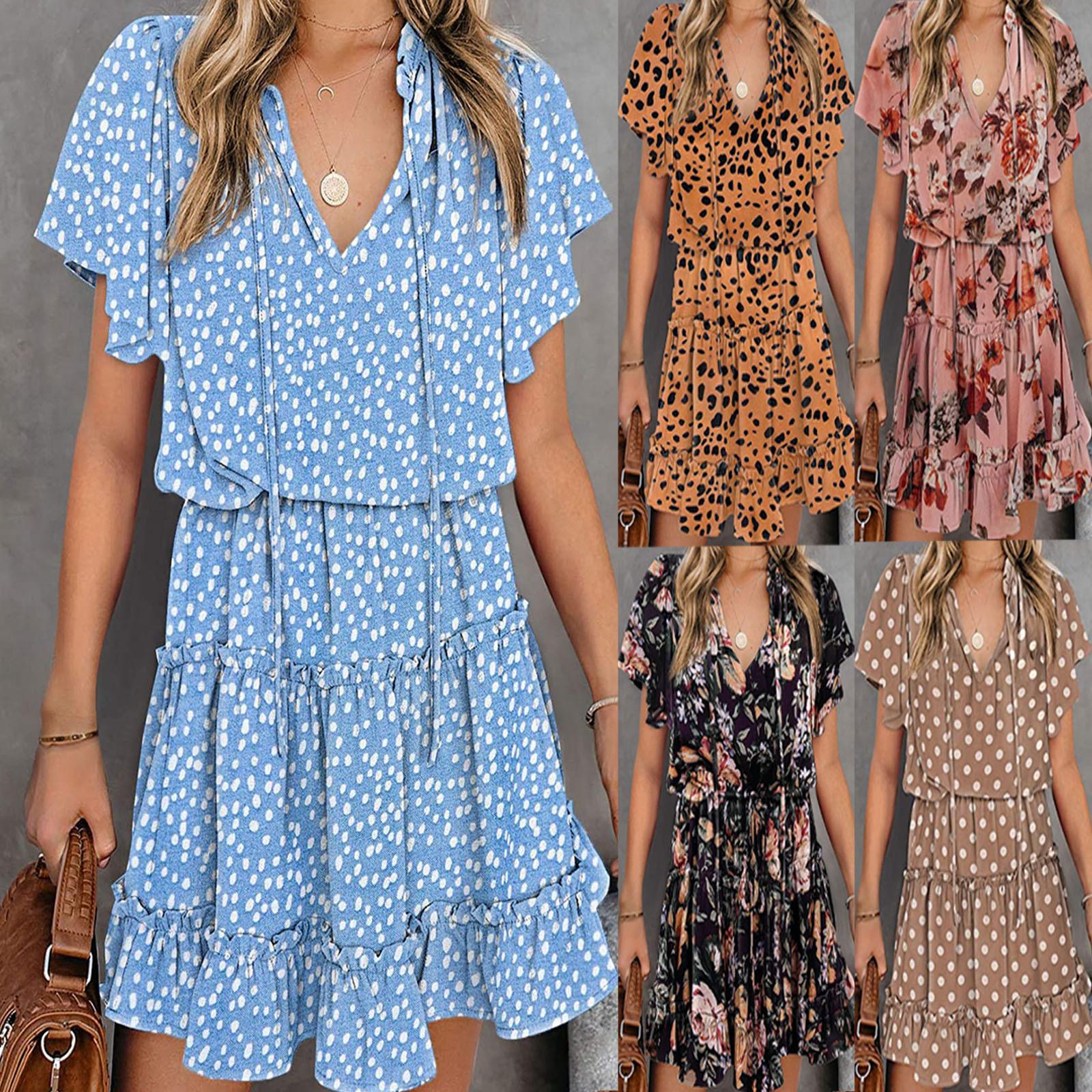 

Женское мини-платье с богемным принтом и коротким рукавом с v-образным вырезом на шнуровке