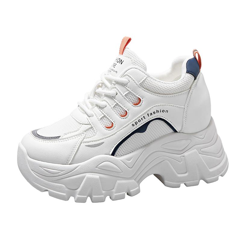 Fashion Thick Soled Women's Sports Shoes 2024 New Mesh Soft Sole Increased Height Inside Versatile Casual Sports Shoes
