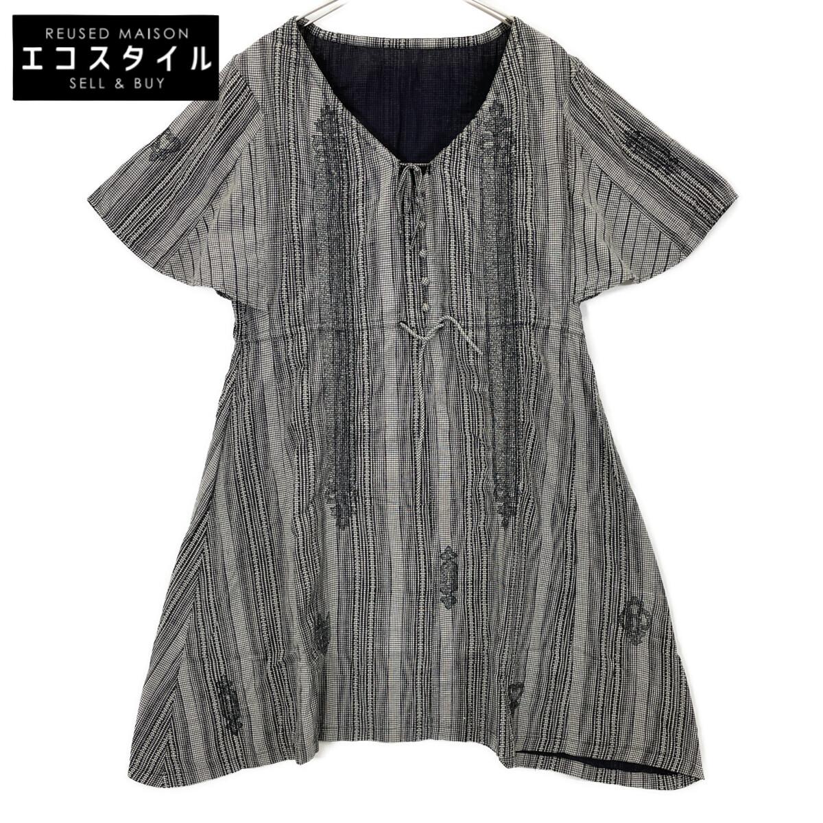 

Haat Black x White Kingham Check Embroidered Short Sleeve Dress dress 2 Black x whiteUsed