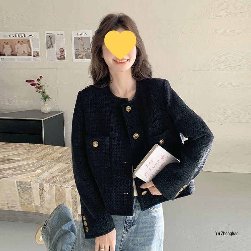 Elegant Black French Jacket: Retro Short Top for Spring & Autumn