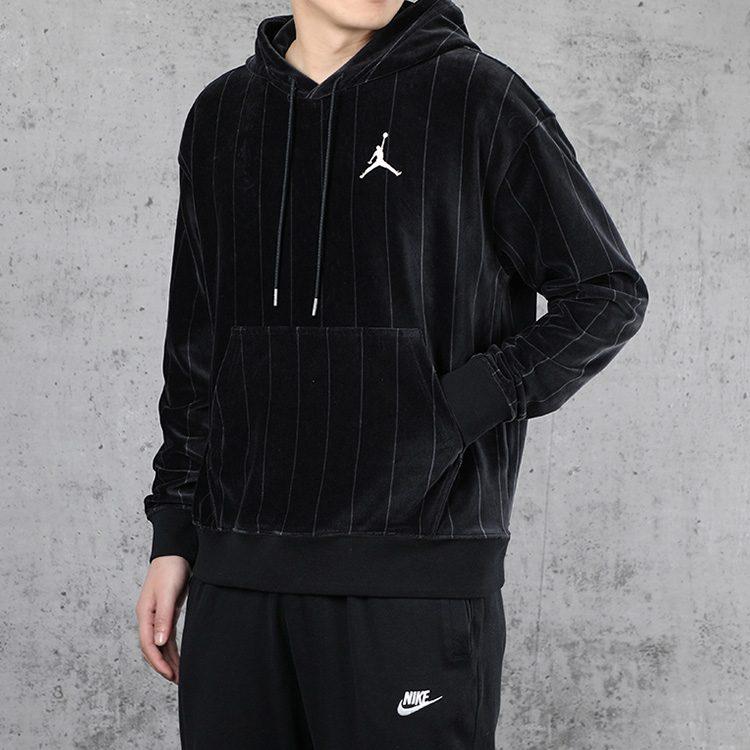 Jordan Sweatshirts Men's Black Hooded Moderate Regular CD5740-010