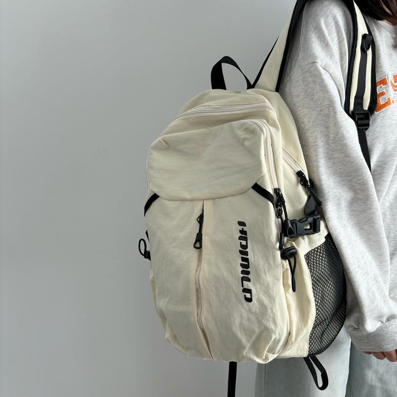 Japanese Light Weight Weight Backpack for Men and Women Large High School High School Commuter School Bag Outdoor Mountaineering Touring Backpack