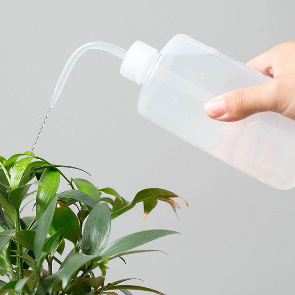 Plastic Safety Squeeze Bottle Narrow Pointed Mouth Safe And Compact Large Capacity Widely Appliance