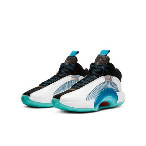

Air Jordan Guo Ailun x Air Jordan 35 GS Morpho DD1589-100 EU 36.5 чорний/білий