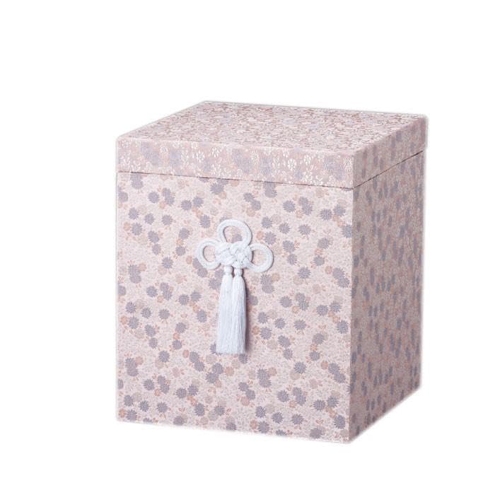 

Nadeshiko Asheshi Box [for 6-inch Urns] Buddhist Altar Supplies, Home Memorial Urns