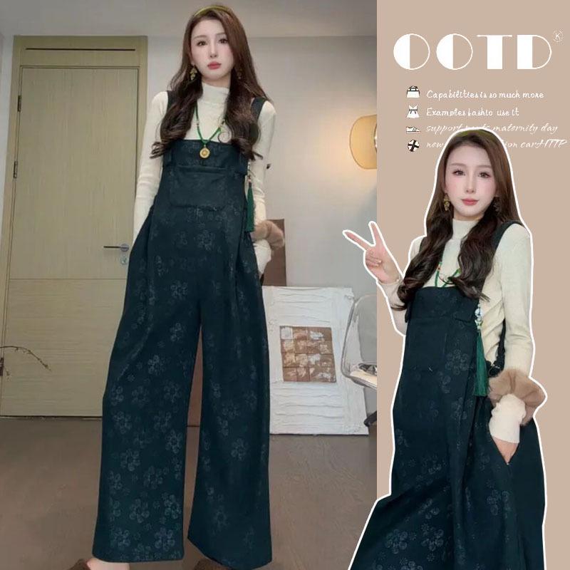 Winter 2025 Retro Chinese Style Thick Velvet Maternity Overalls M