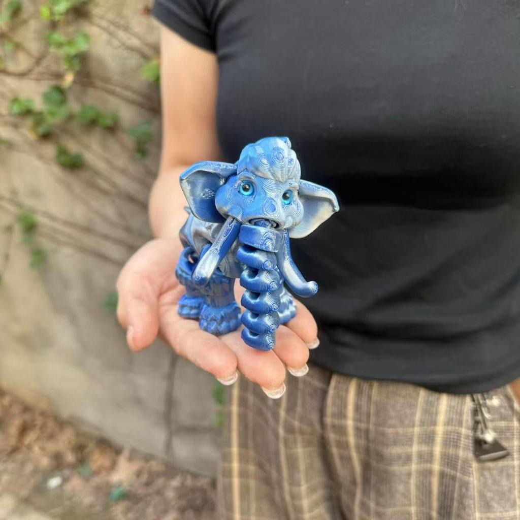 3D Printed Movable Mammoth Elephant Model – Creative Desktop Toy Ornament