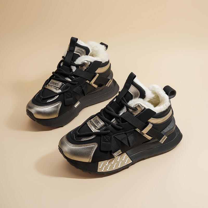 TUINANLE Women's Winter Sneakers Outdoor Anti-Slip Warm Plush Lined Running Shoes Casual Lace-Up Faux Leather Sports Shoes Plus Size for Female