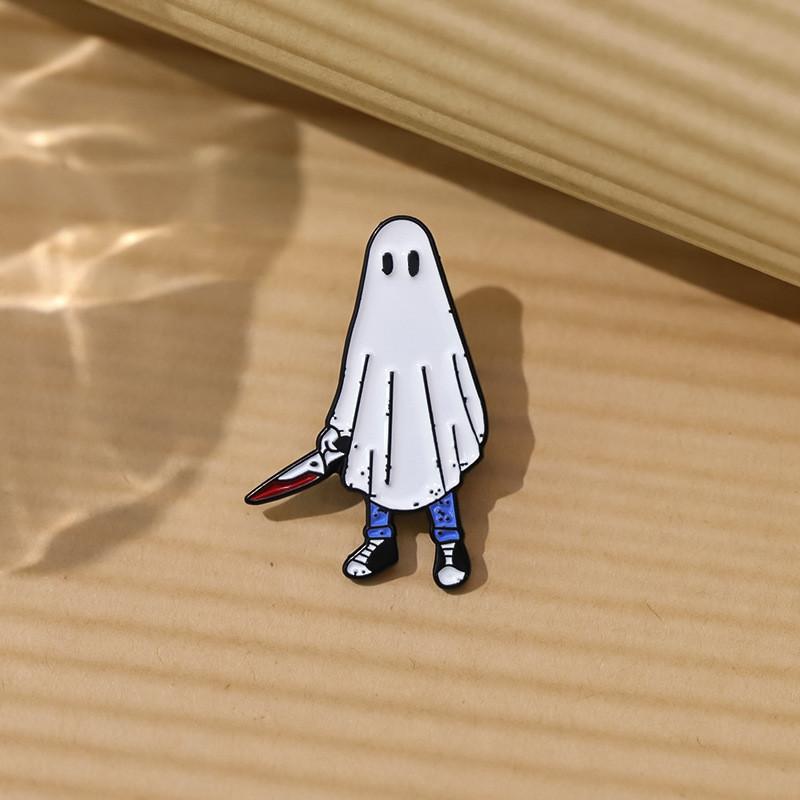 Brooch Cartoon Delightful In White Ghost Shape With Dagger For Fashion Halloween