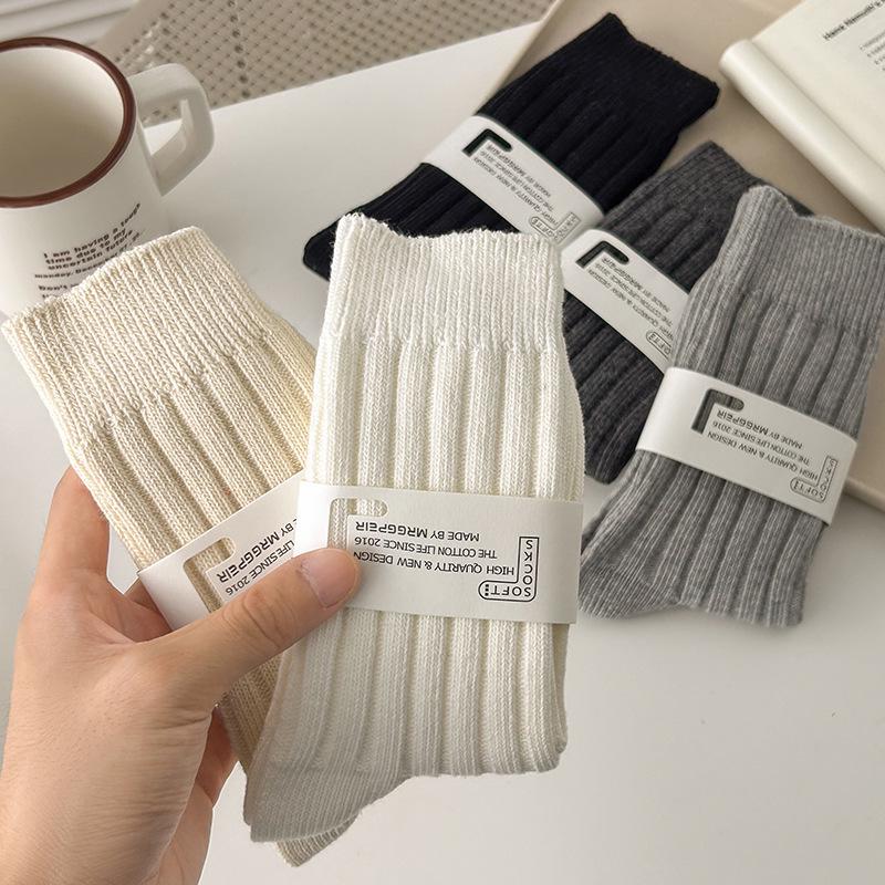 Women's Chunky Knit Cotton Mid-Calf Socks - Thickened, Japanese Style for Autumn/Winter, Versatile and Slimming Slouch Fit.