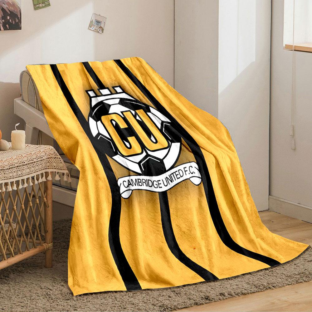Cambridge United FC Blanket for all seasons blanket lunch break throw gift