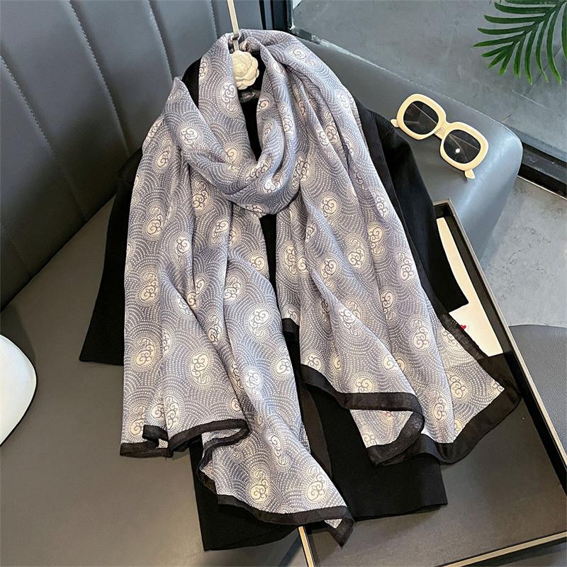 Luxury Brand Scarf Love Cotton Shawl Lady Wrap Large Pashmina Hijab Headband Scarves Islamic Turban Bufanda Foulard Stoles