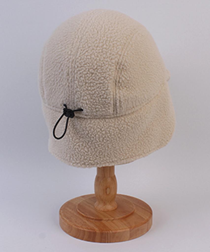 Yunibeosyeolkemiseuteuli Fleece Beige Half Earflap Cap