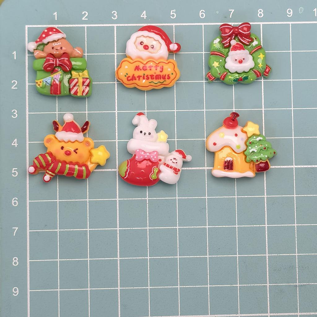 Cute Cartoon Mixed Color Christmas Series Resin Flatback Cabochon Scrapbook Diy Jewelry Children Gift Hairpin Accessories