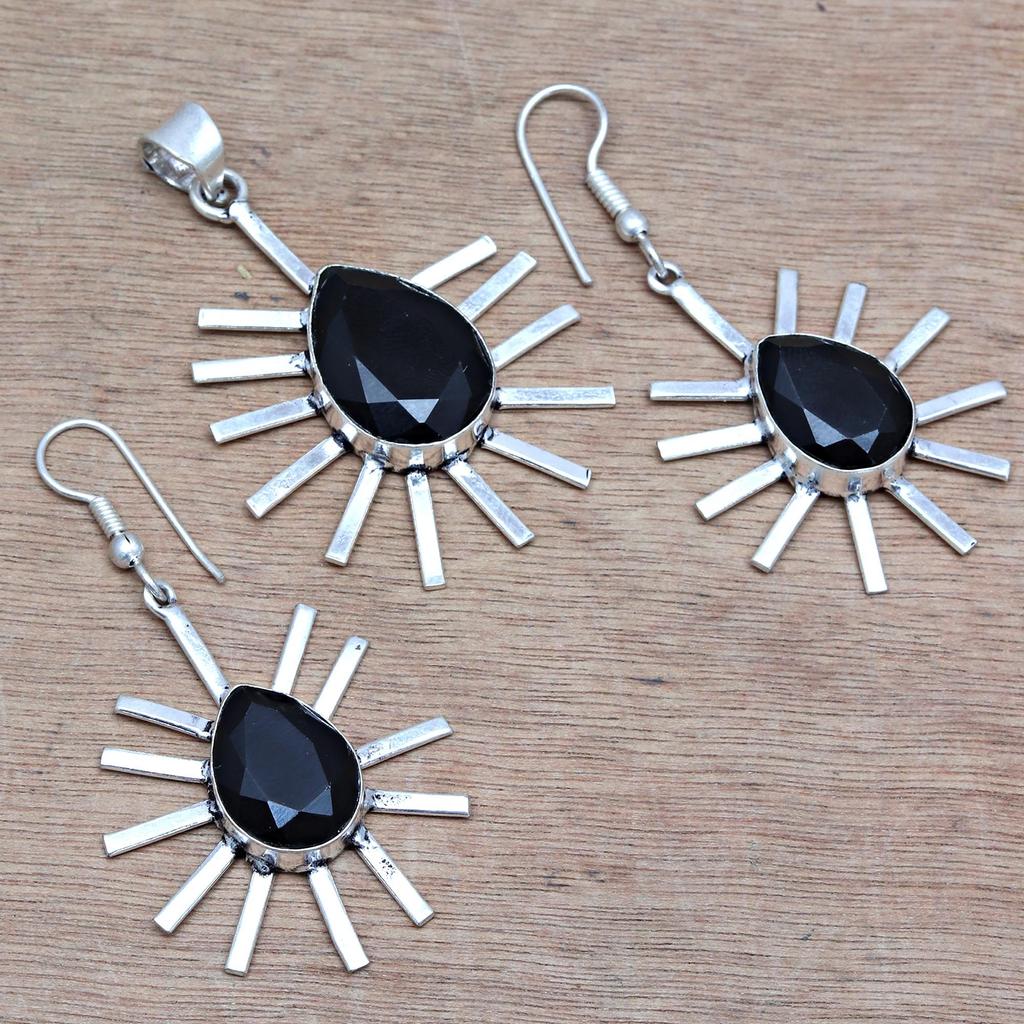 Black Spinal  Pendant Gemstone Jewelry Handicraft Valentine'Day Gold