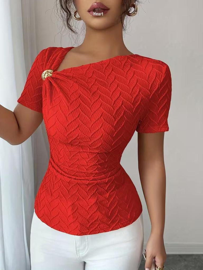 Ευρωπαϊκό Γυναικείο Ασύμμετρο T-shirt Slim-Fit με Μεταλλικό Διάκοσμο