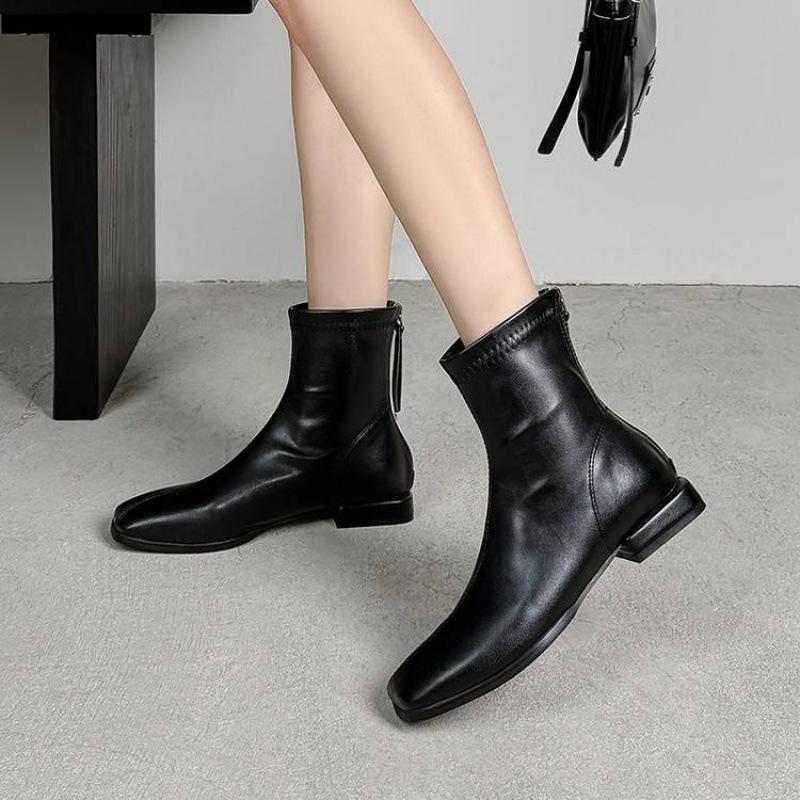 Autumn and Winter Square Head Women's Martin Boots New Solid Color Low Heel Large Size Rear Zipper Women's Boots Korean Version Soft-soled Medium Boot