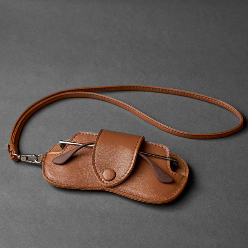 1PC Waterproof Sunglasses Bag Portable Hanging Neck Glasses Storage Case Fashion PU Leather Eyeglasses Pouch For Women Men