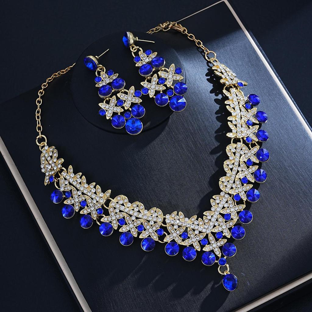 Ensemble de Bijoux de Mariée Élégant en Alliage Strassé - Collier & Boucles d'Oreilles Design de Niche