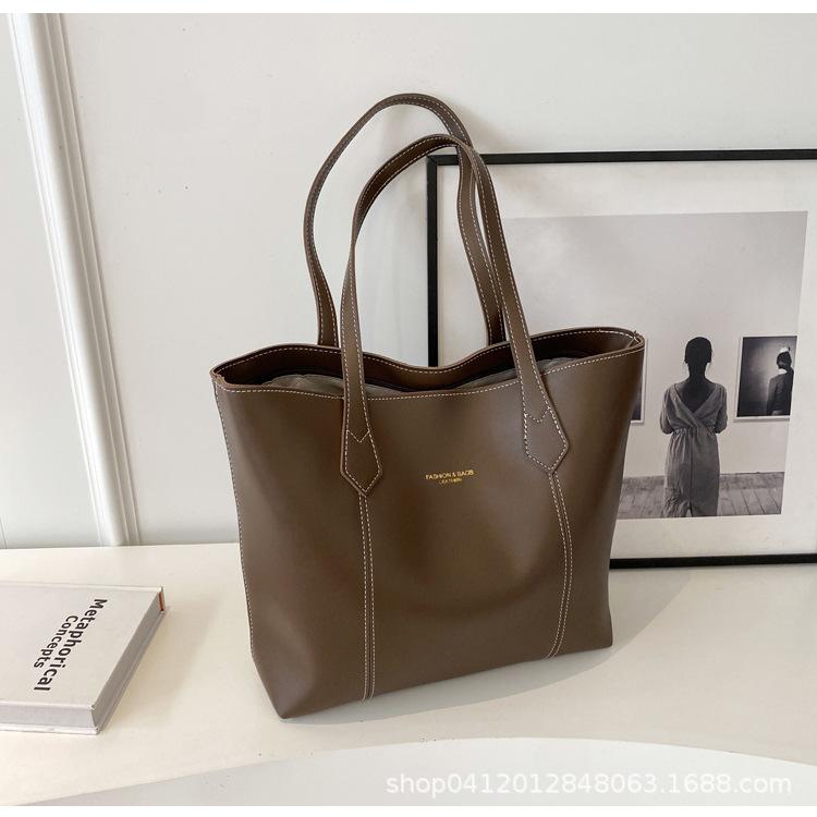 

Maillard tote bag women s 2025 new large-capacity commuter bag autumn and winter advanced sense retro versatile shoulder bag