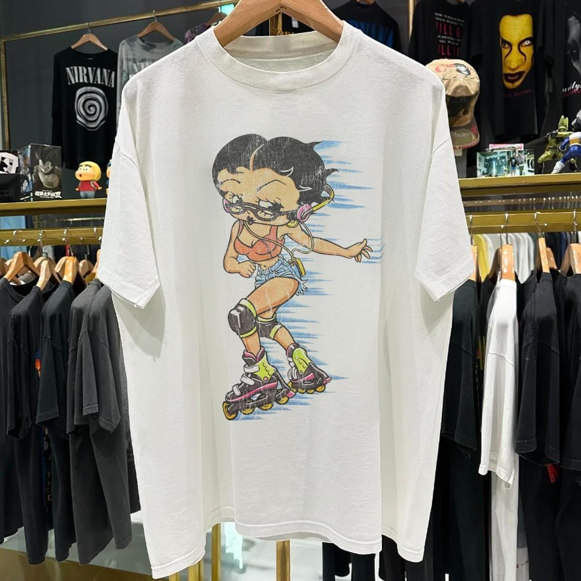 Betty Blades Rare T-Shirt White S 2XL