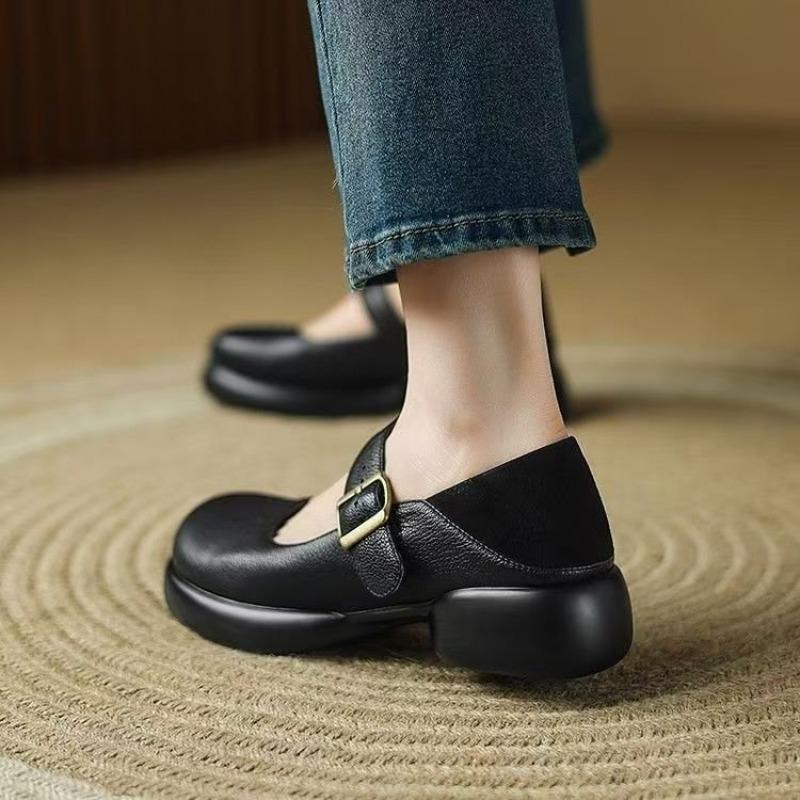 Soft sole one-word buckle Mary Jane single shoes women's autumn new round head commuting light mouth thick heel leather shoes