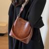 "2025 Korean Style Women's Retro One-Shoulder Large Capacity Wide-Band Crossbody Bucket Bag"