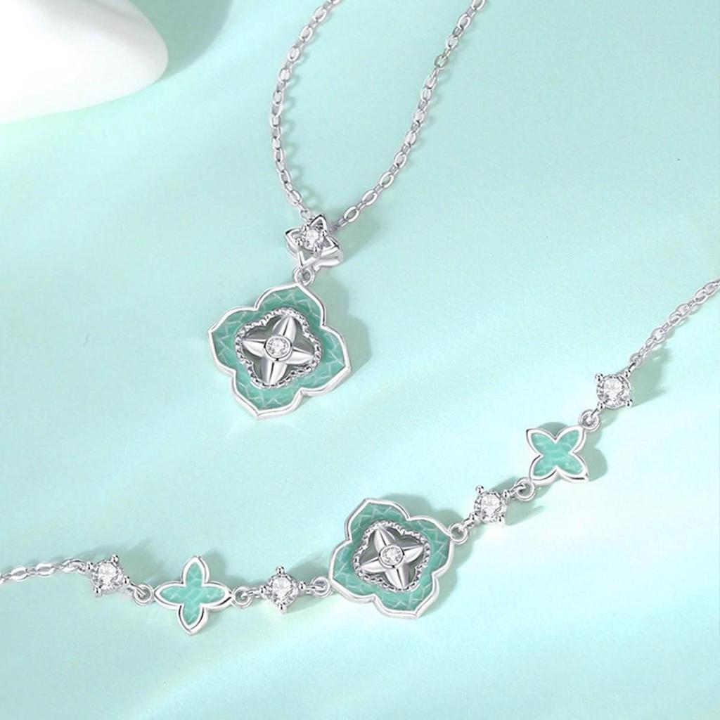 New "Porcelain" Enamel Imitation Ceramic Necklace - Retro Chinese Style Valentine's Day Gift for Women